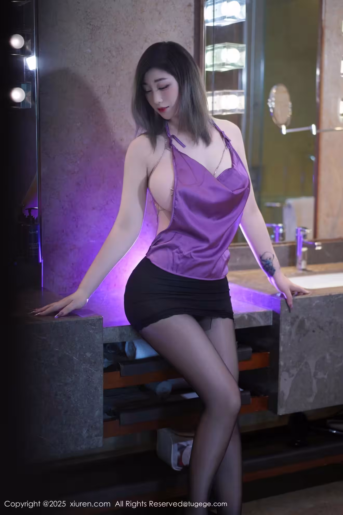 (XIUREN秀人網)2025.08.29 Vol.10707 妲己_Toxic 完整版無水印寫真(70P)