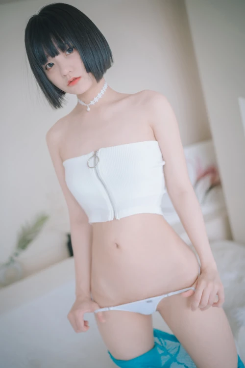Jeong Jenny 정제니, DJAWA 「Hatsukoi Yozakura」 Set.02