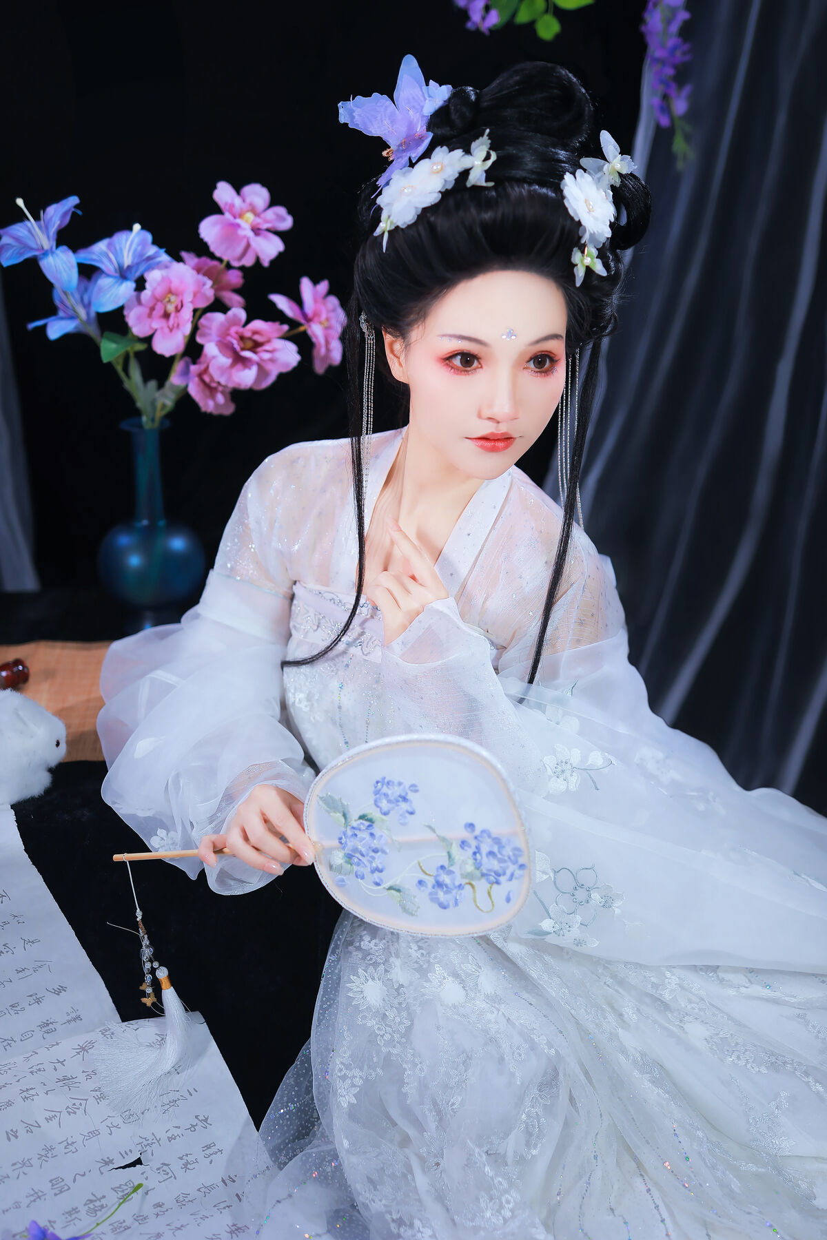 YiTuYu艺图语 Vol.8404 焚香小也 (23P)