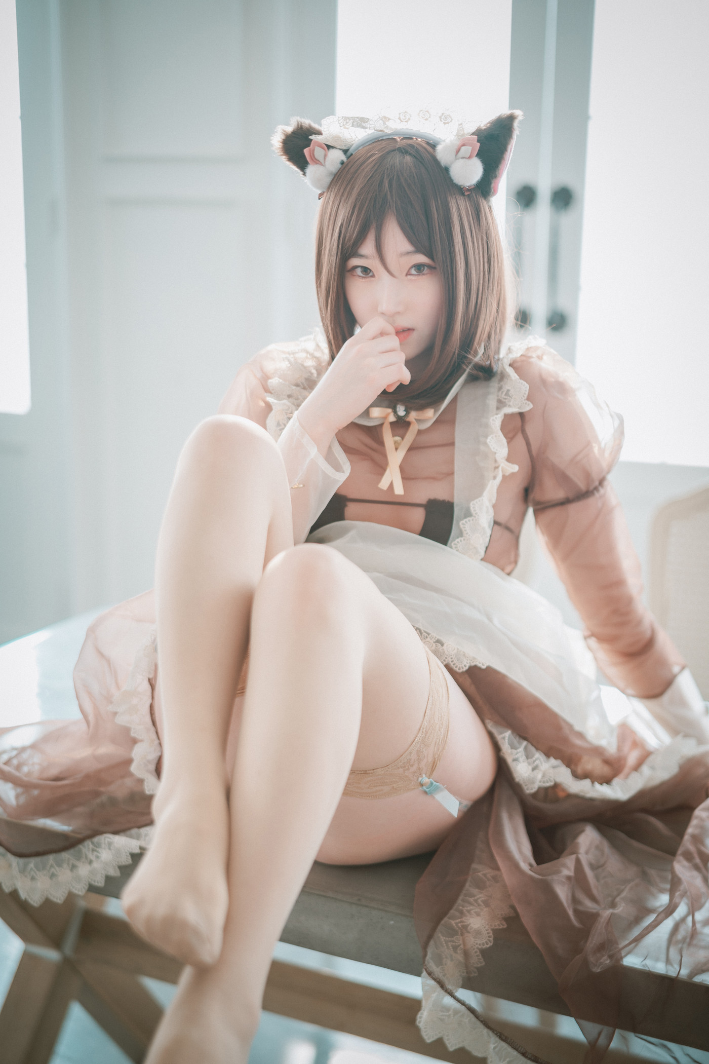 Bambi 밤비, DJAWA ‘Pure Marron Maid’(45P)