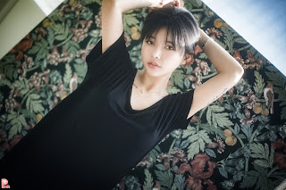 [PINK] U.Hwa (은유화) – Floral