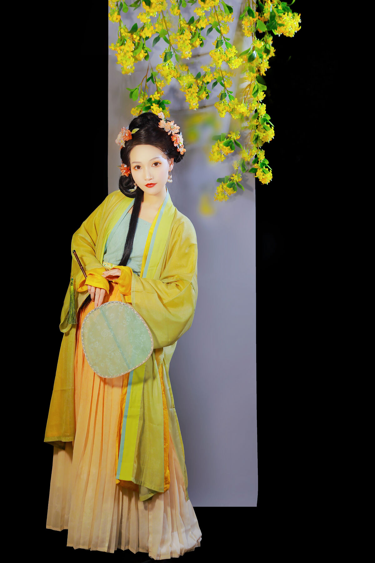 YiTuYu艺图语 Vol.8384 焚香小也 (23P)