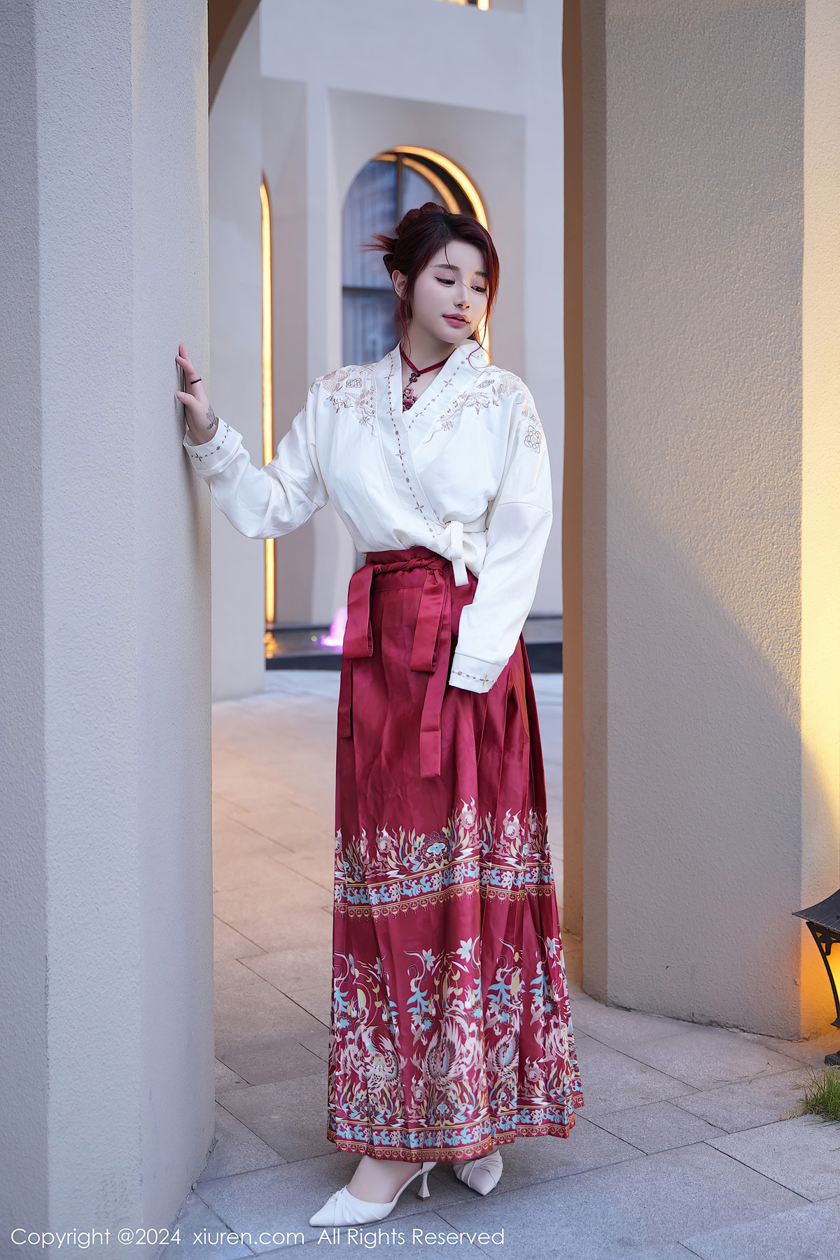 XiuRen秀人网 No.7985 美七Mia(70P)