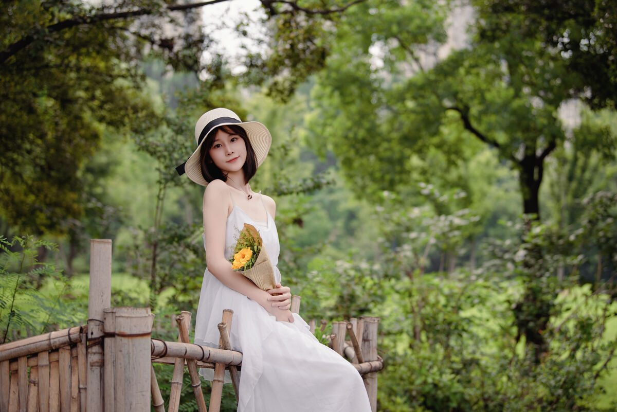 YiTuYu艺图语 Vol.8354 abbi (26P)