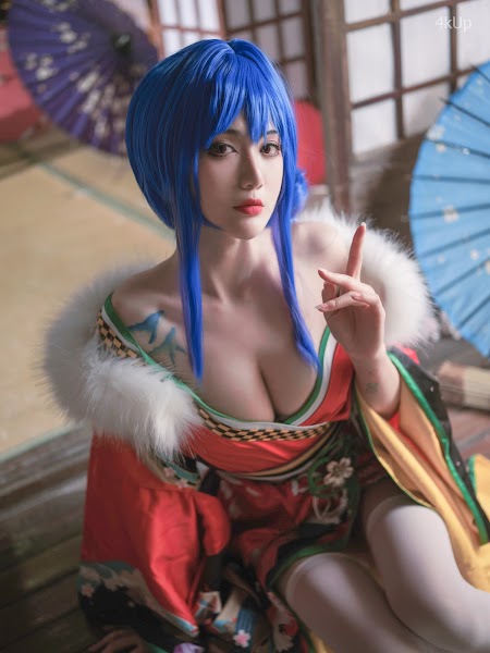 Coser@一米八的大梨子 圣姨和服