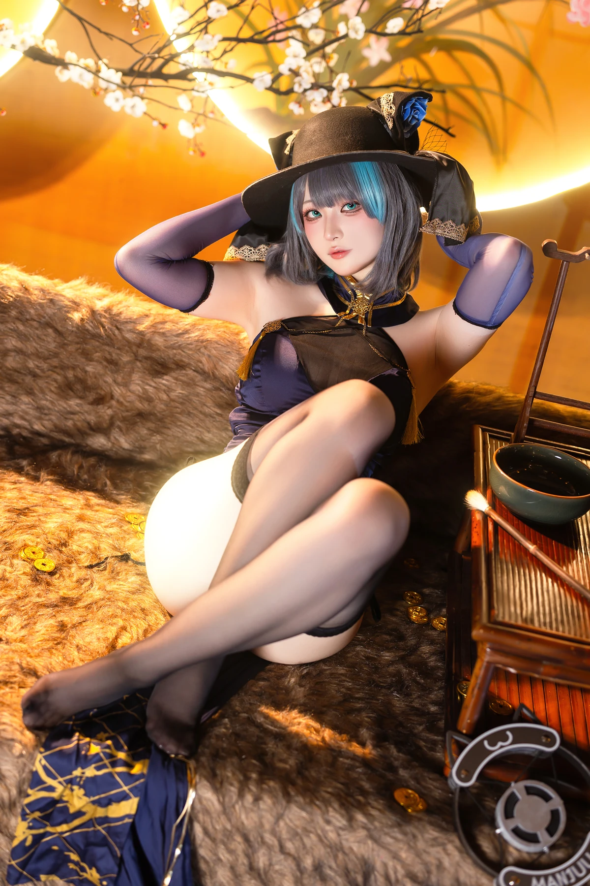 Cosplay 屿鱼 – 金装猫猫头