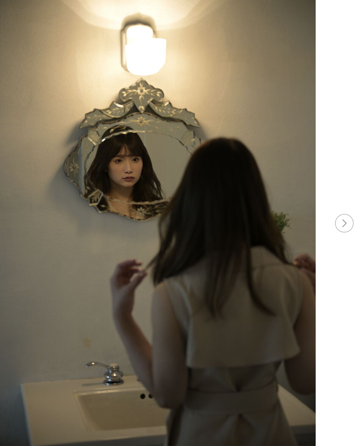 JP Rena Momozono 桃園憐奈 – ナニワ天然乳 Part01 (55P)