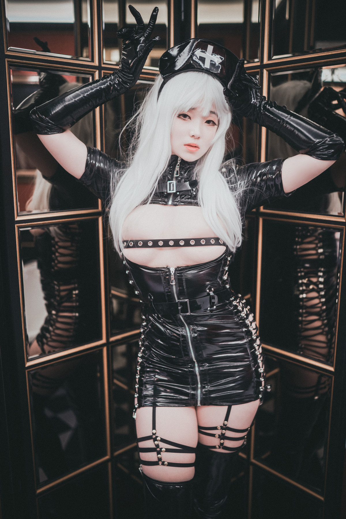 Bambi 밤비, DJAWA ‘Poisonous Nurse’ Set.01(39P)