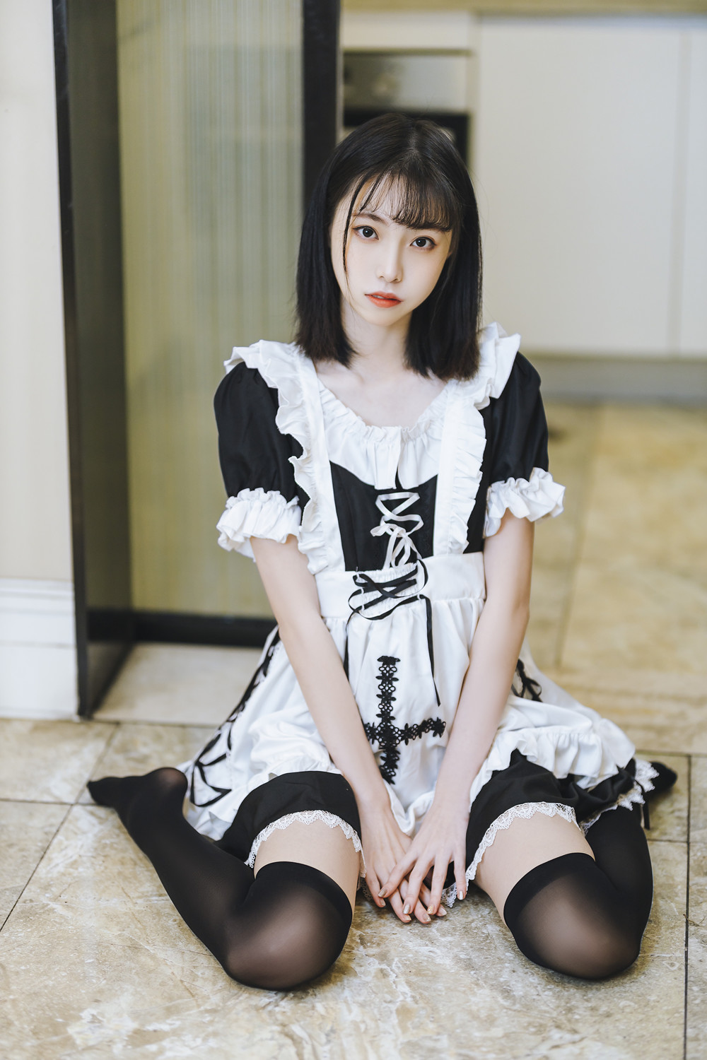 Cosplay 许岚LAN – 短裙女佣(41P)