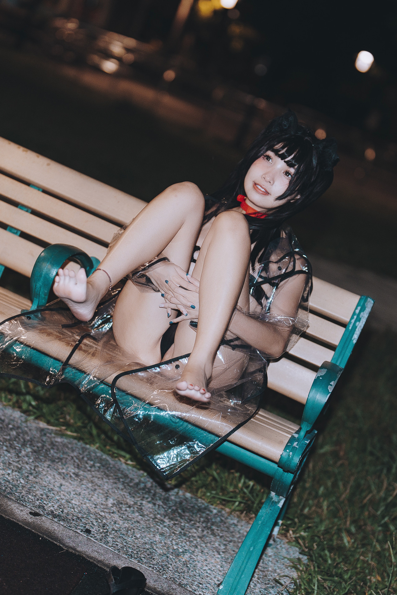 慕慕Momo, ヌード写真集 溜雨衣貓貓 Rainy Day