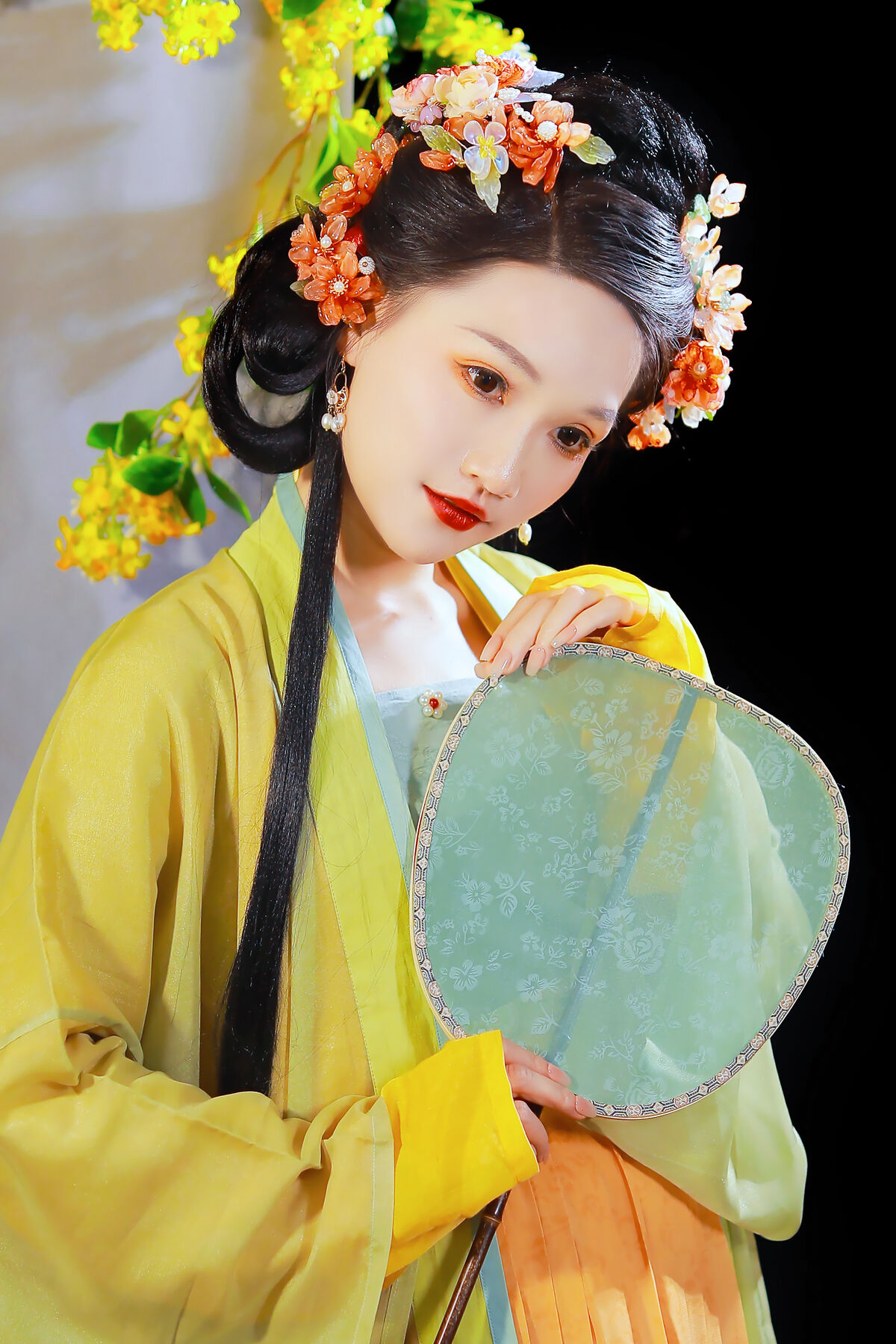 YiTuYu艺图语 Vol.8384 焚香小也 (23P)
