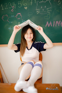 SiS Magazine P4