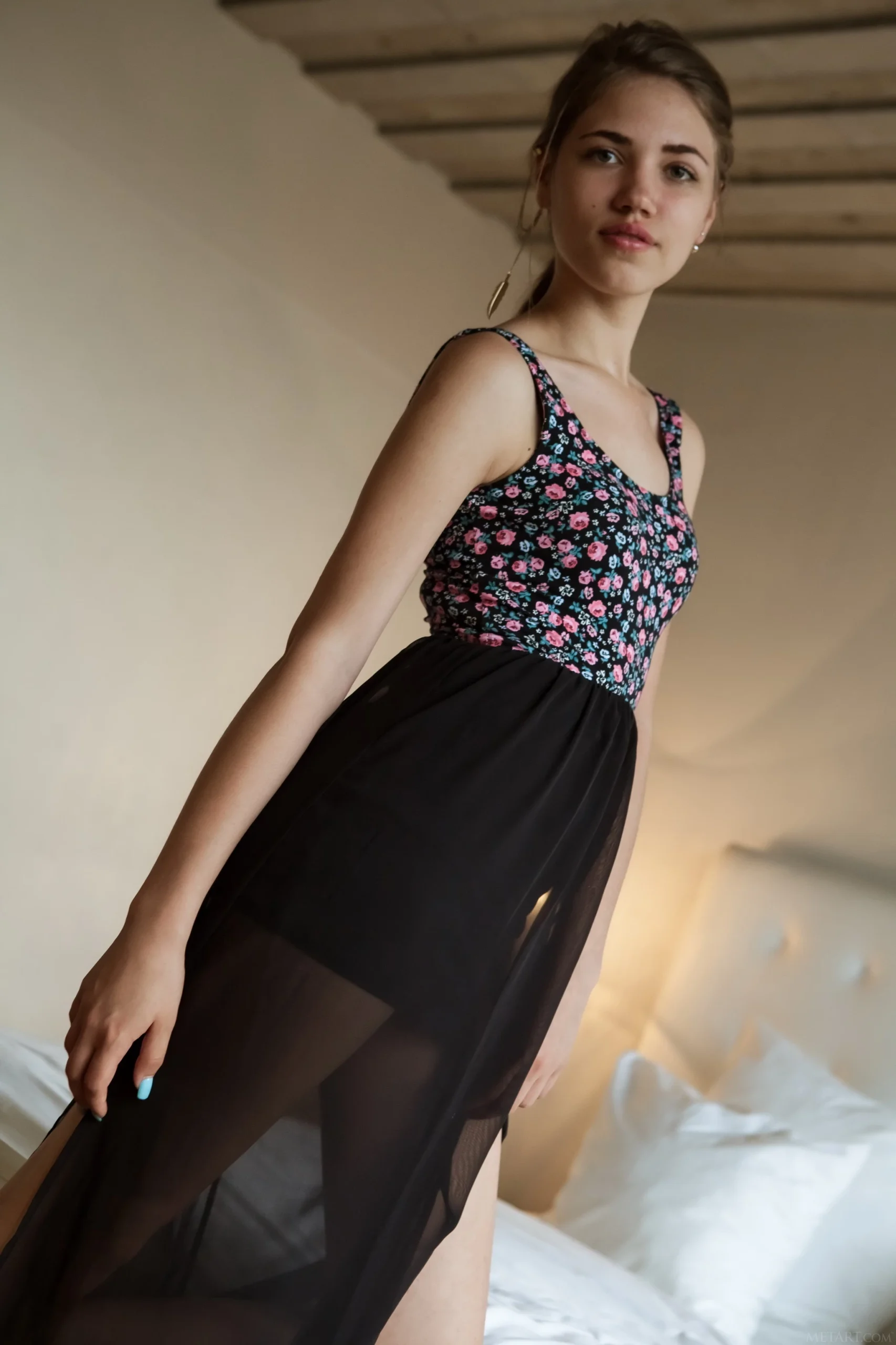 Jasmina Presenting (134P)