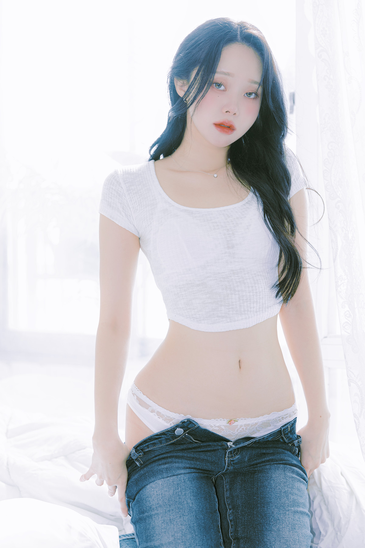 Inah 이나, PhotoBook 「Blooming Day」 Set.01(48P)