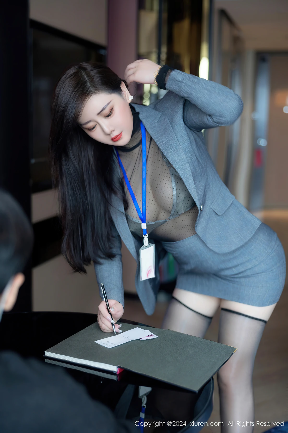 XiuRen秀人网 No.8712 王婉悠Queen