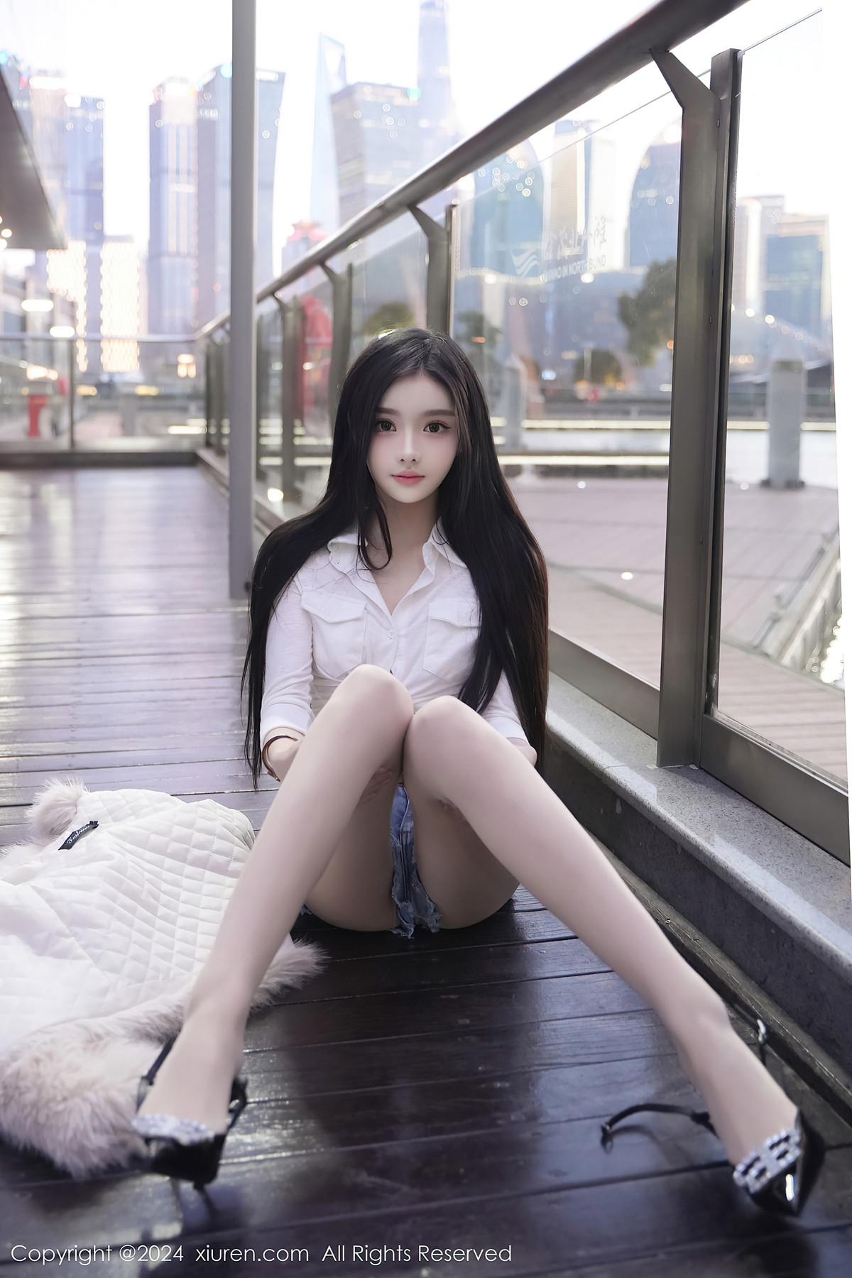 XiuRen秀人网 No.8261 龙雪儿LongXueer(75P)