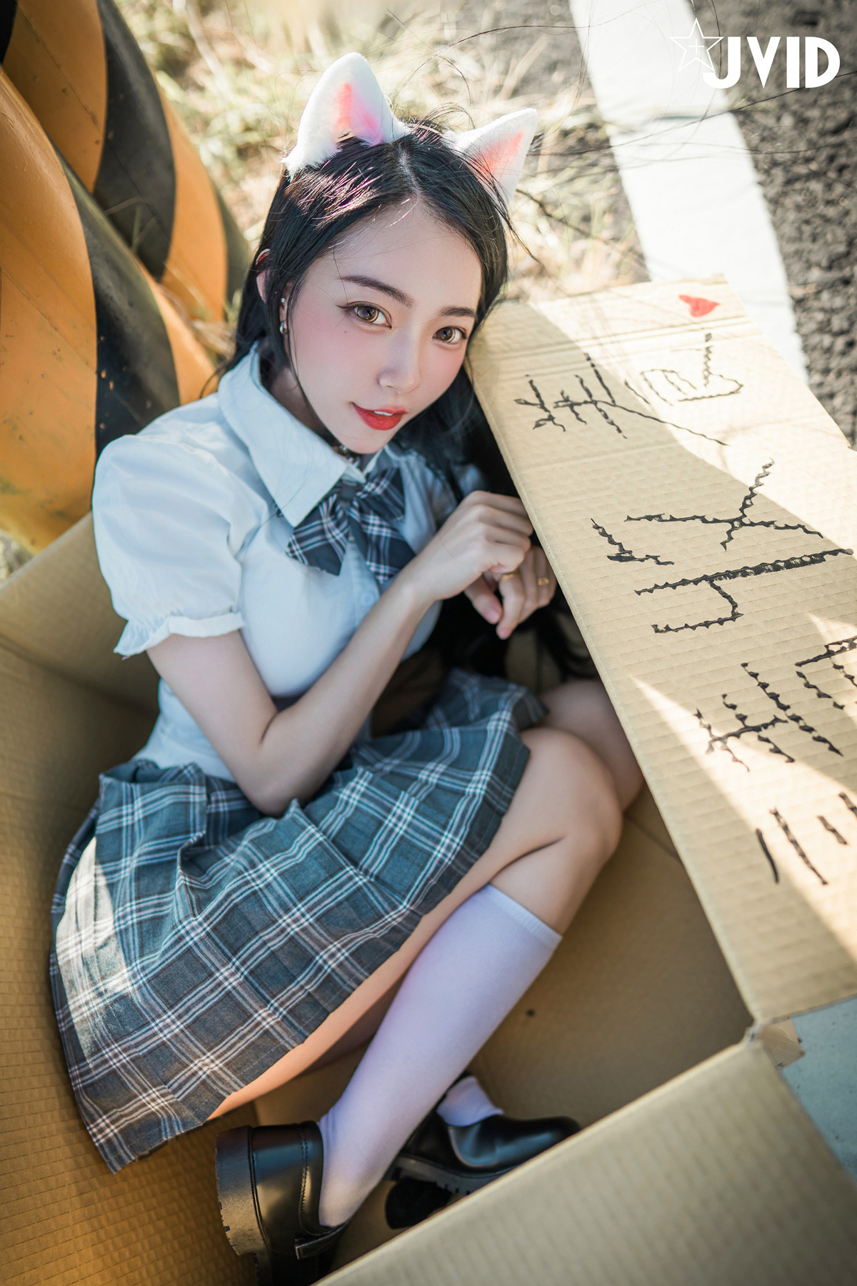 JVID 飄飄哥 – 貓咪收養手冊