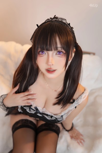 Coser@神楽坂真冬 金色高跟