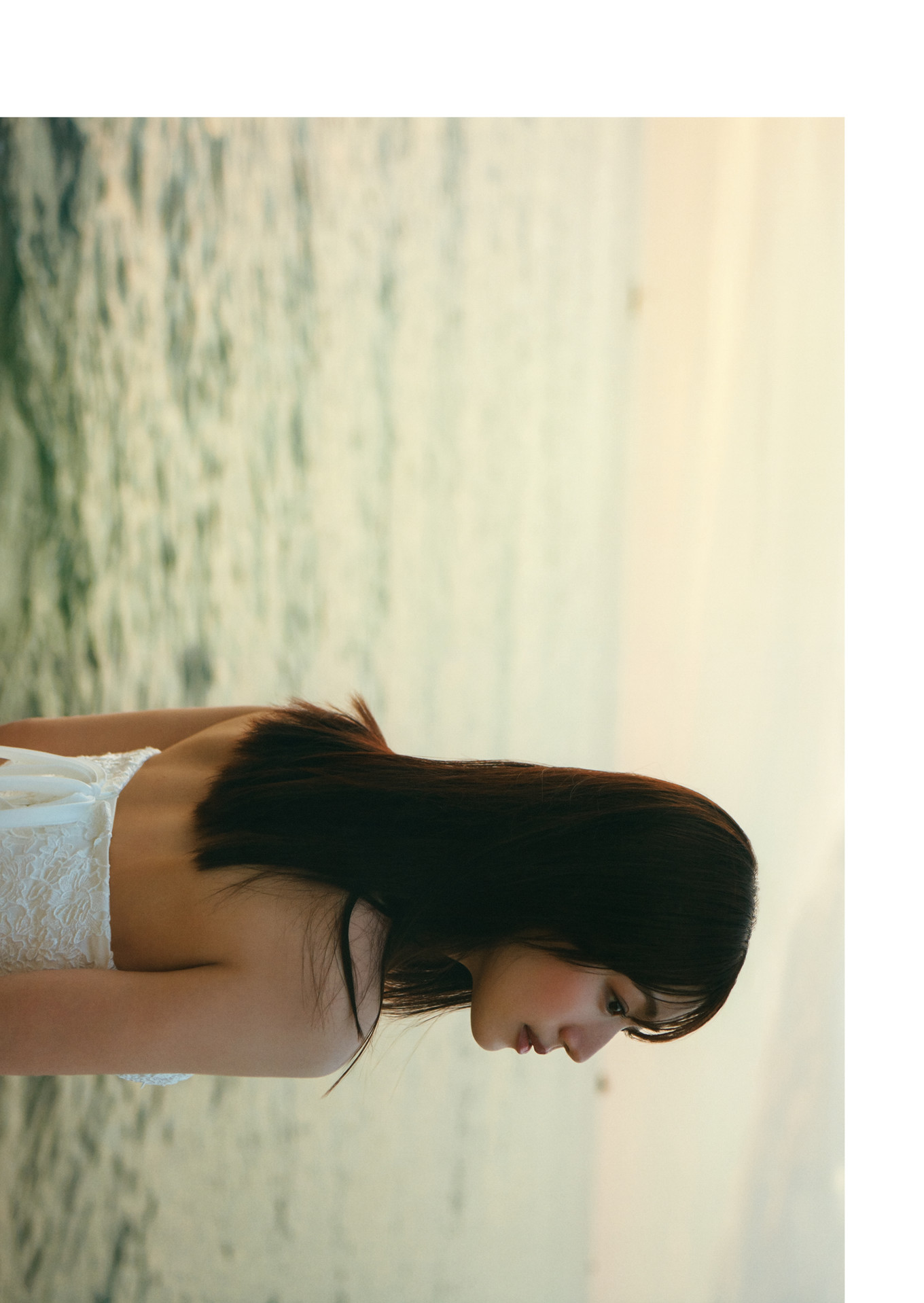 Mirei Sasaki 佐々木美玲, 1st写真集 「陽射しのパレード」 Set.03