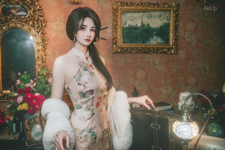 Coser@鹿八岁 特工的堕落·前篇