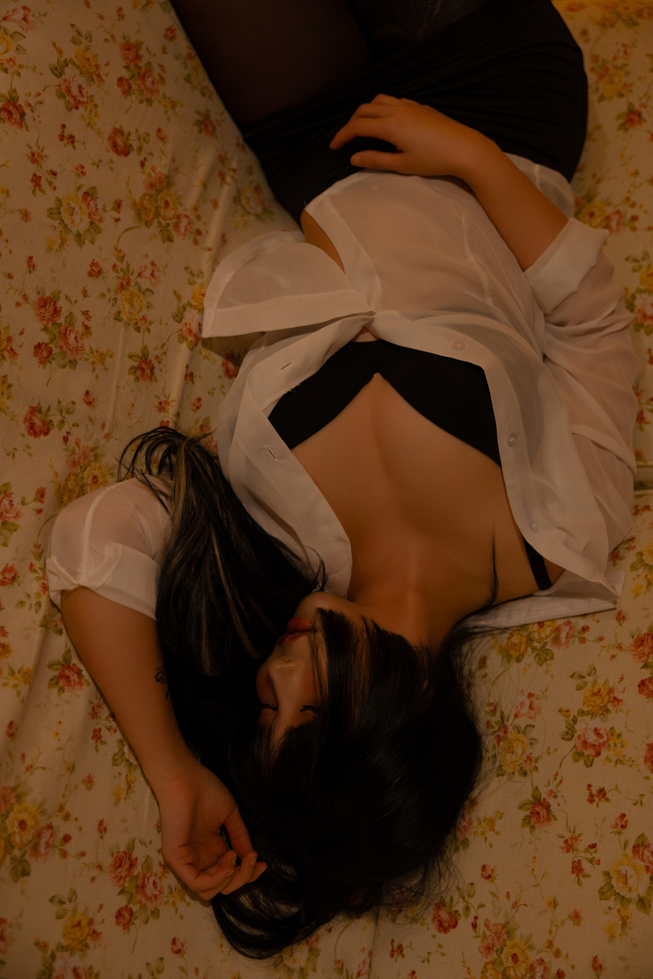 Lee Yuin 유인, Photobook ‘Girl Next Door’ Set.02