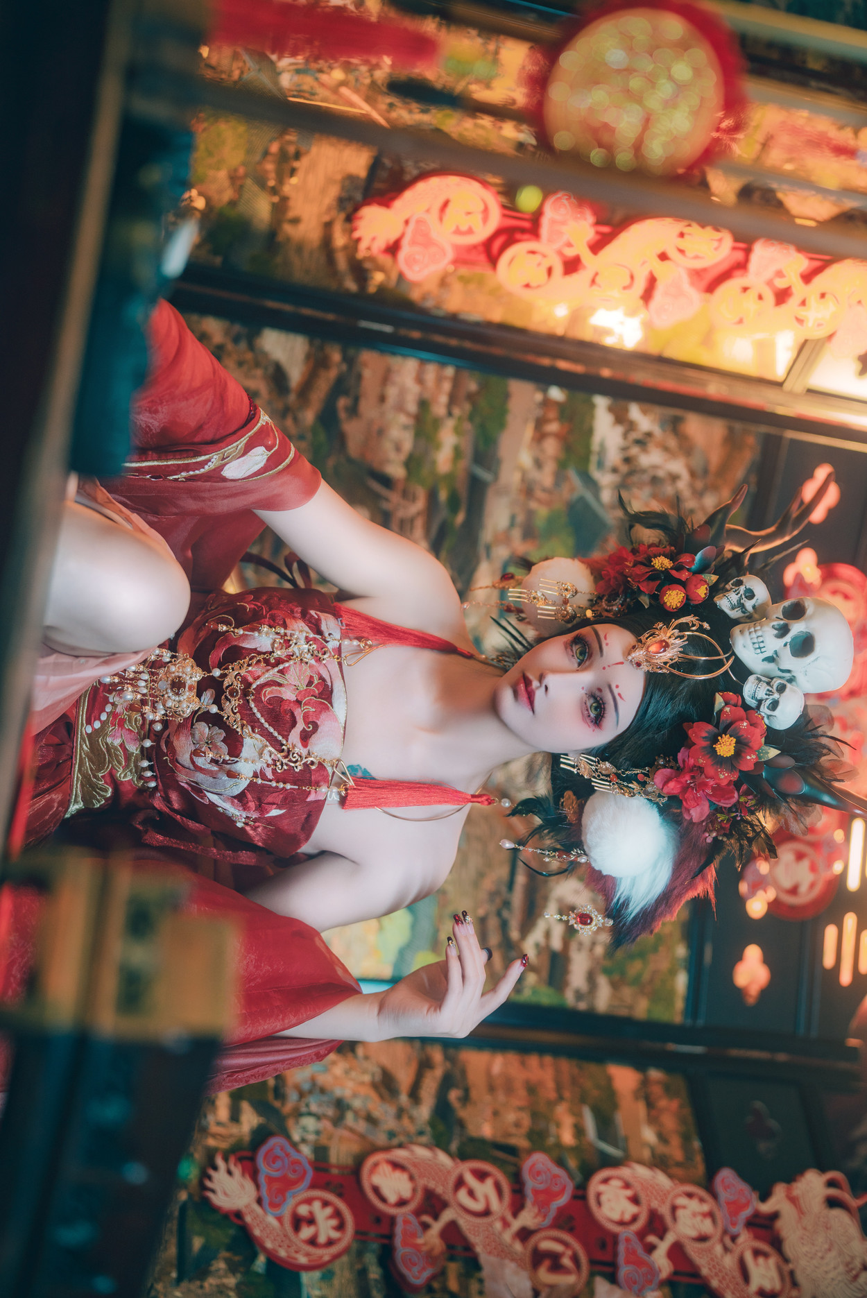 Cosplay 鹿八岁 闯进我家的凶凶年兽 Set.01(60P)