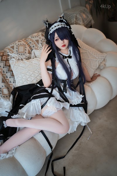 Coser@面饼仙儿 碧蓝航线 奥古斯特 女仆