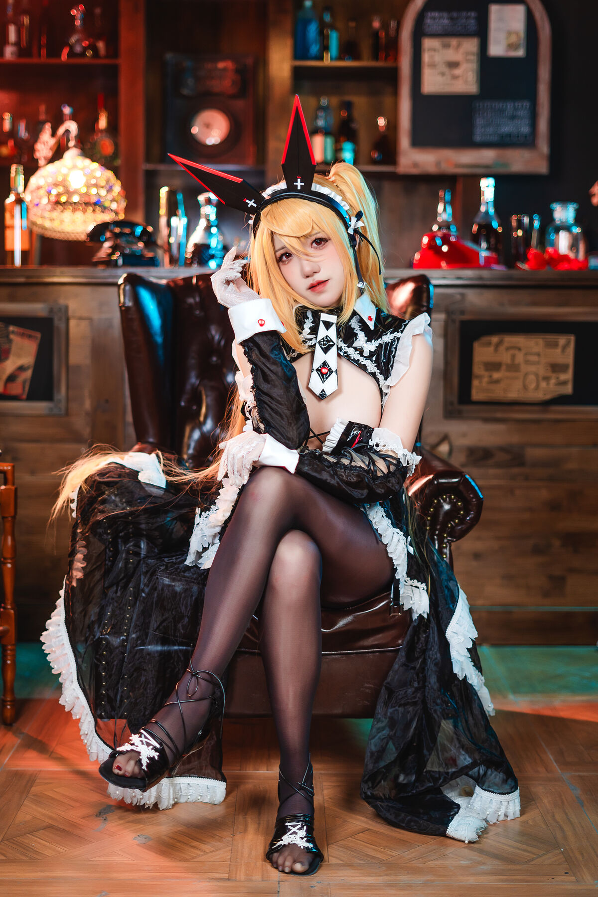 Coser@阿薰kaOri – 咎瓦尤斯 (72P – 4V)