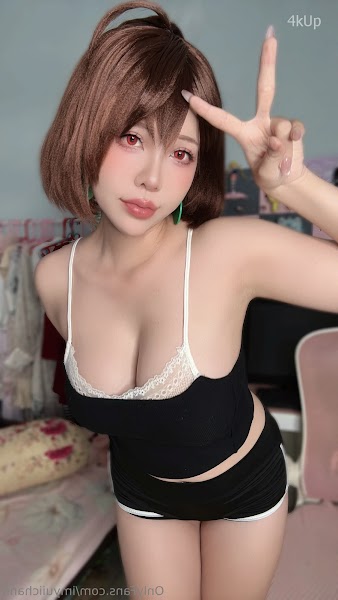Coser@Imyuiichann Ayase Momo