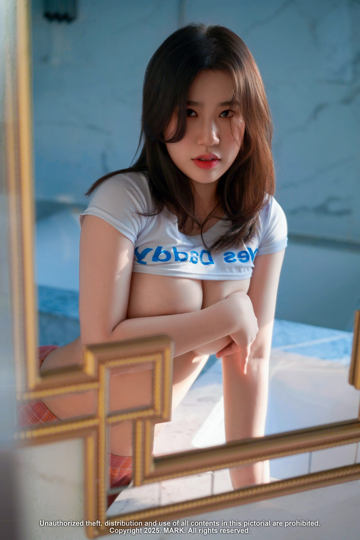 Jenn 젠, MARK Photobook 「Excitement in Wet Bath」 Set.01