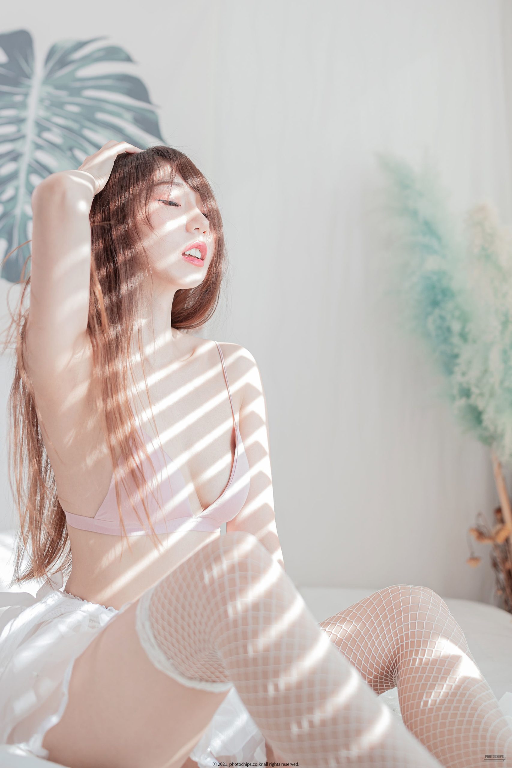 [Photochips] Usagi - White panty