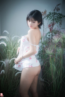 [PINK] U.Hwa (은유화) – Floral
