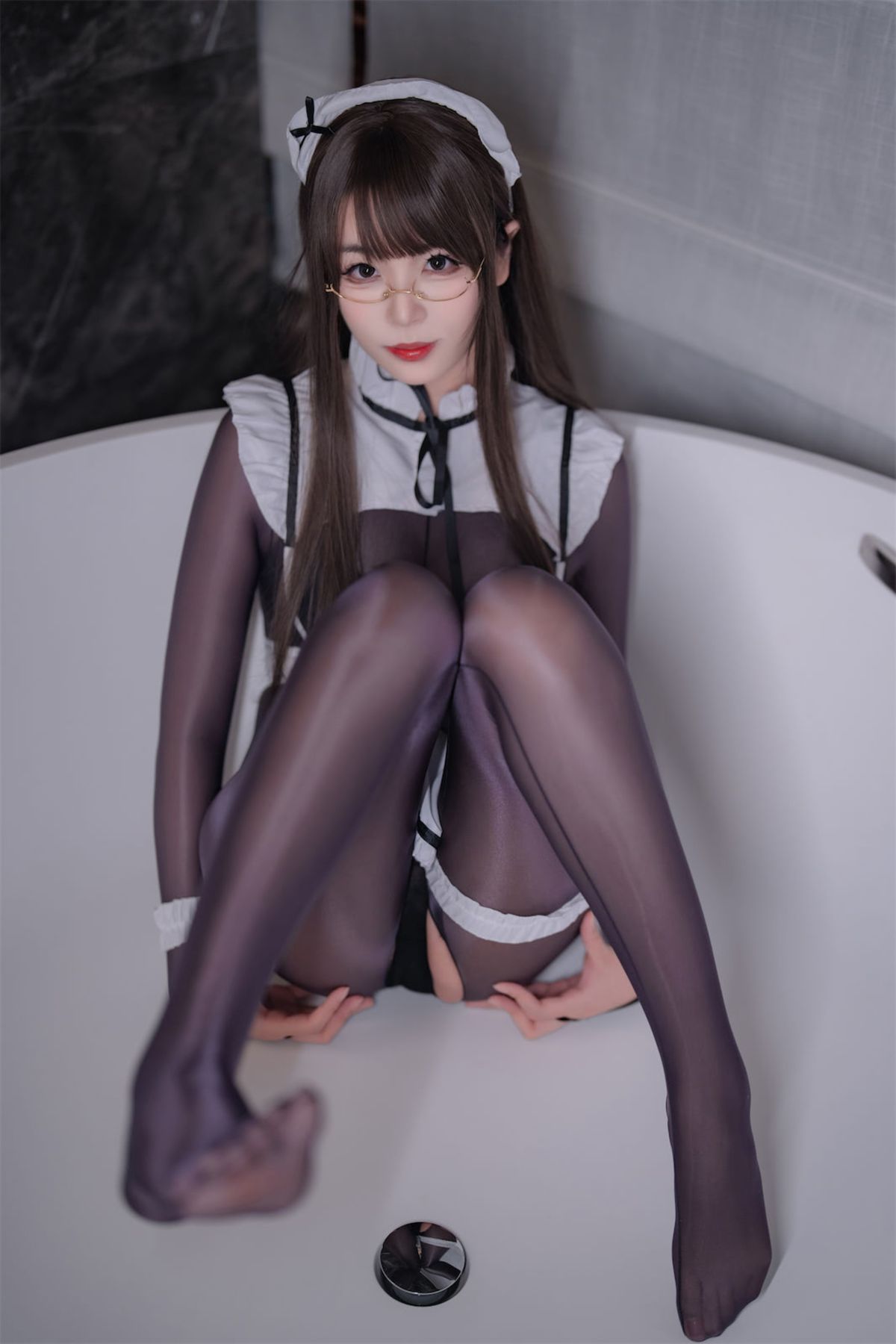 Coser@轩萧学姐 – 连体丝女仆 (91P)