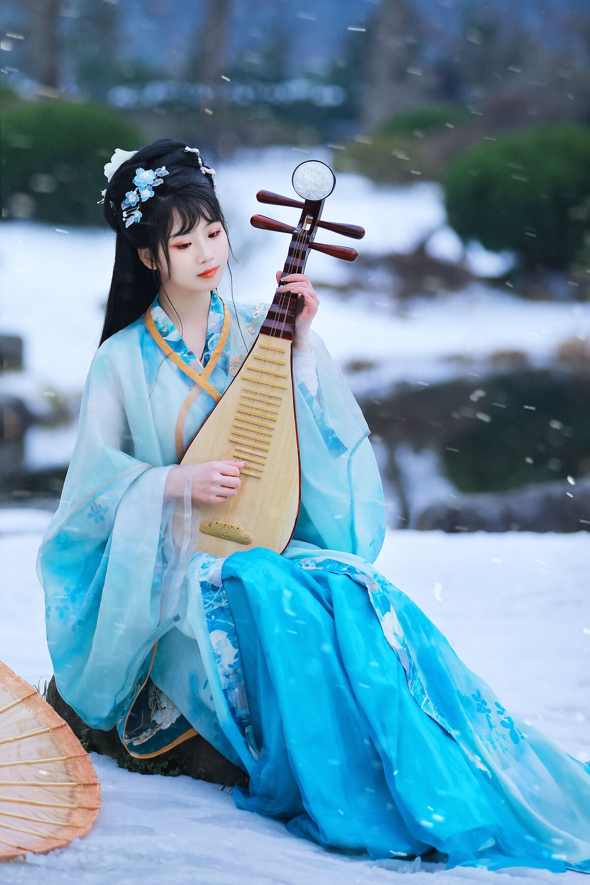 YiTuYu艺图语 Vol.8408 周周Ay (23P)