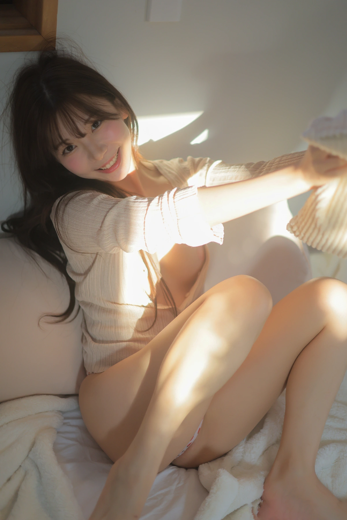 Leeesovely 쏘블리, PhotoBook 「Warm Afternoon Sun」 Set.02