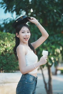 SiS Magazine P4