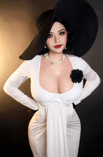 Coser@Hana Bunny – Lady Dimitrescu (Resident Evil)