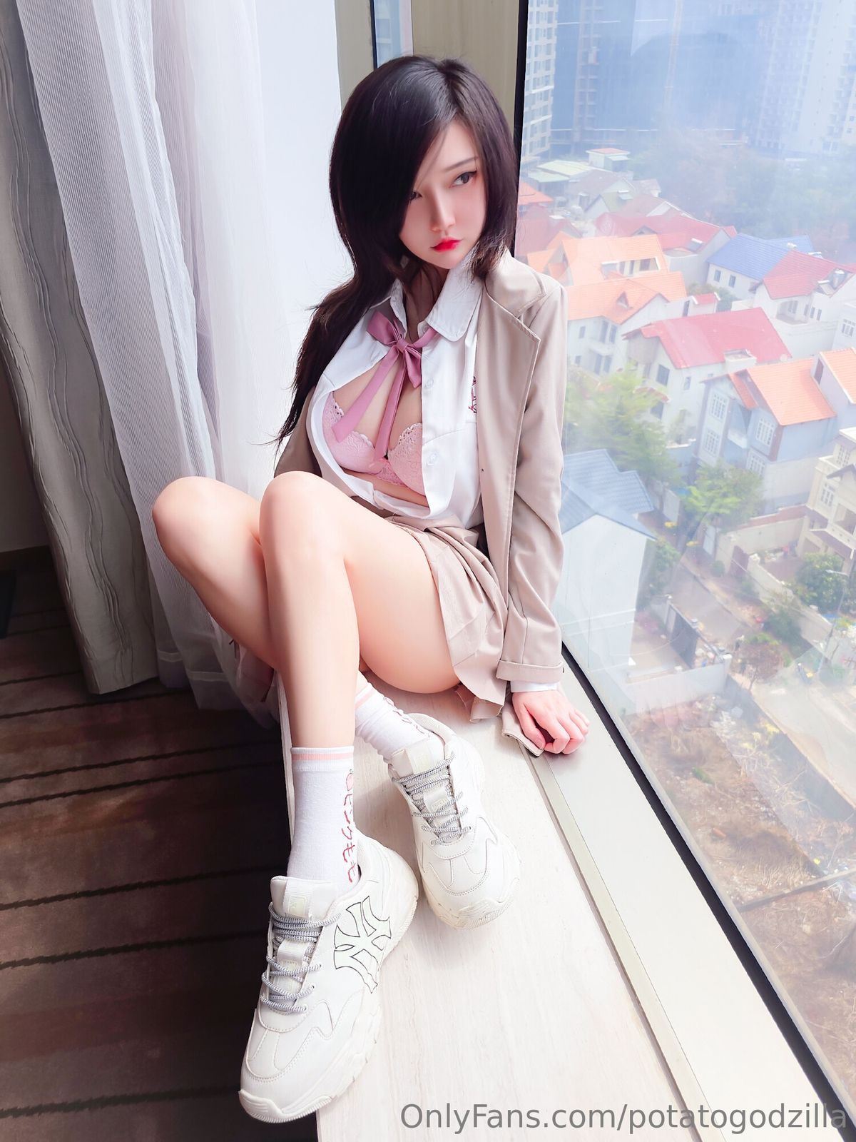 Coser@Potato Godzilla – Student (28P)