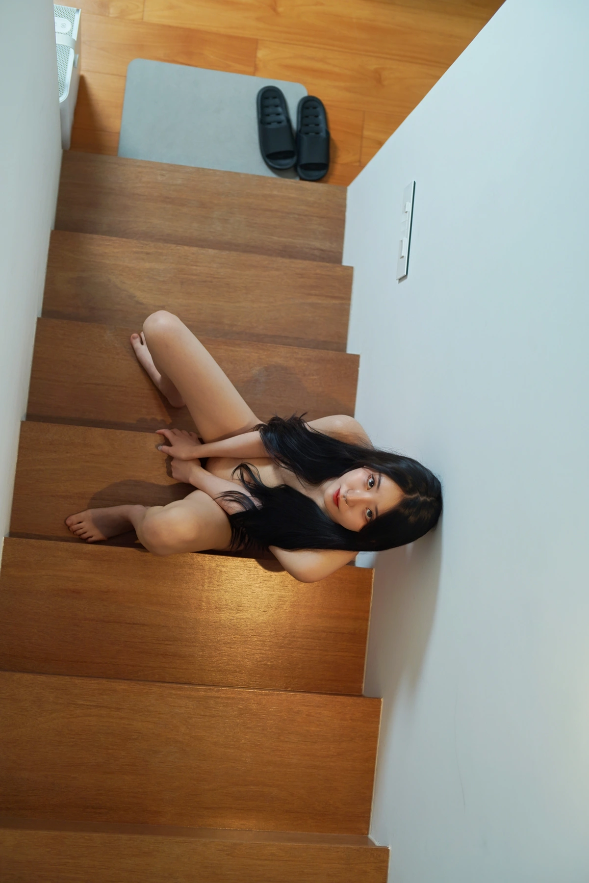 Yeolmu 열무, PhotoBook 「Banana Red Micro Bikini」 Set.02