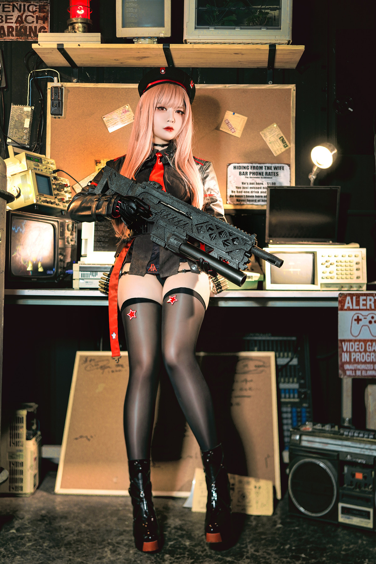 Cosplay 半半子Banbanko NIKKE 拉毗(54P)