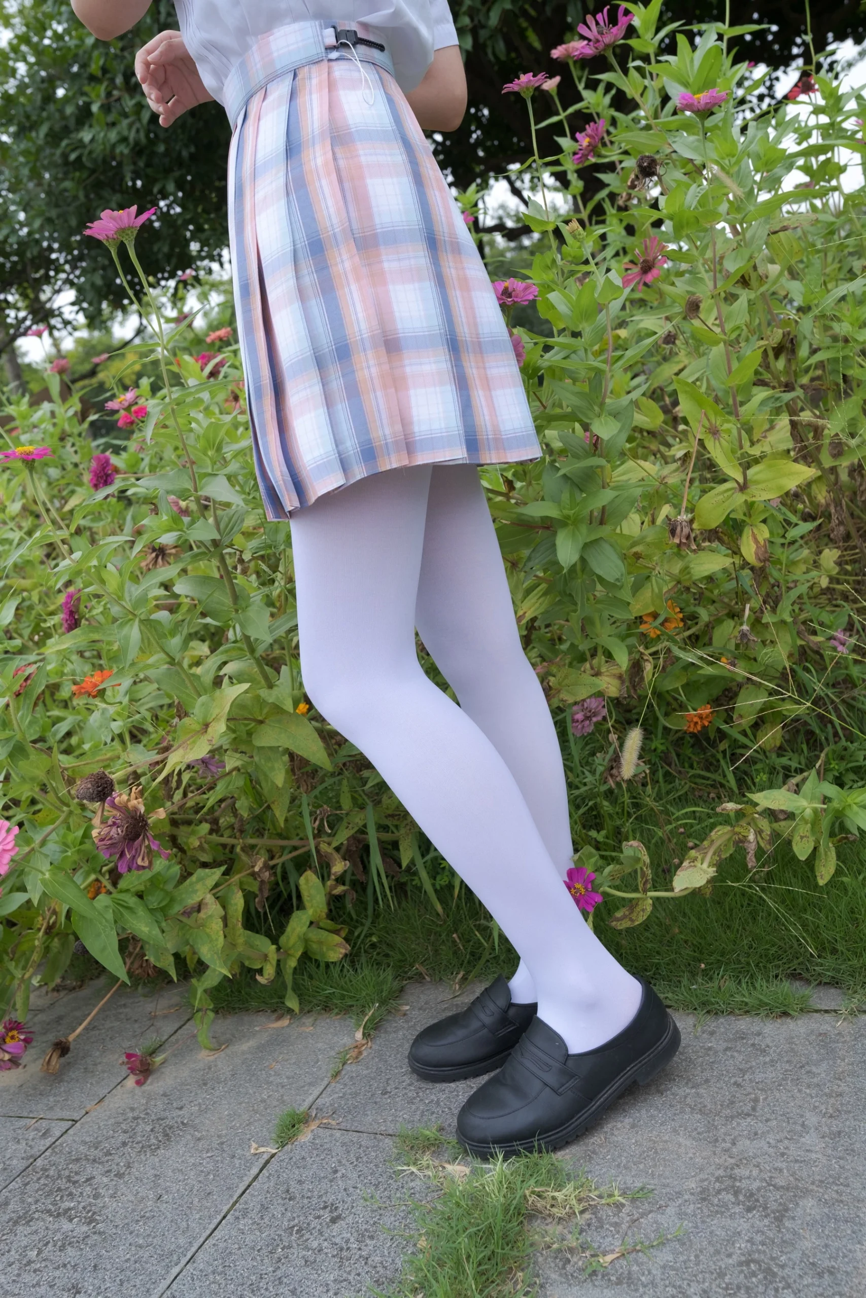 森蘿財團 有料-48 雙馬尾白絲JK制服 13D 80D (139P)