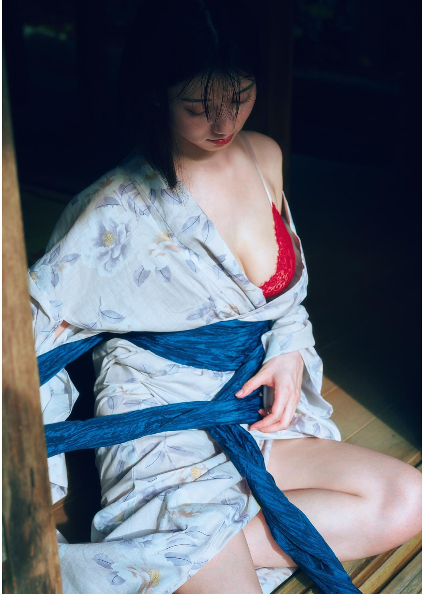Kanna Seto 瀬戸環奈, 1st写真集 「Emerald」 Set.02