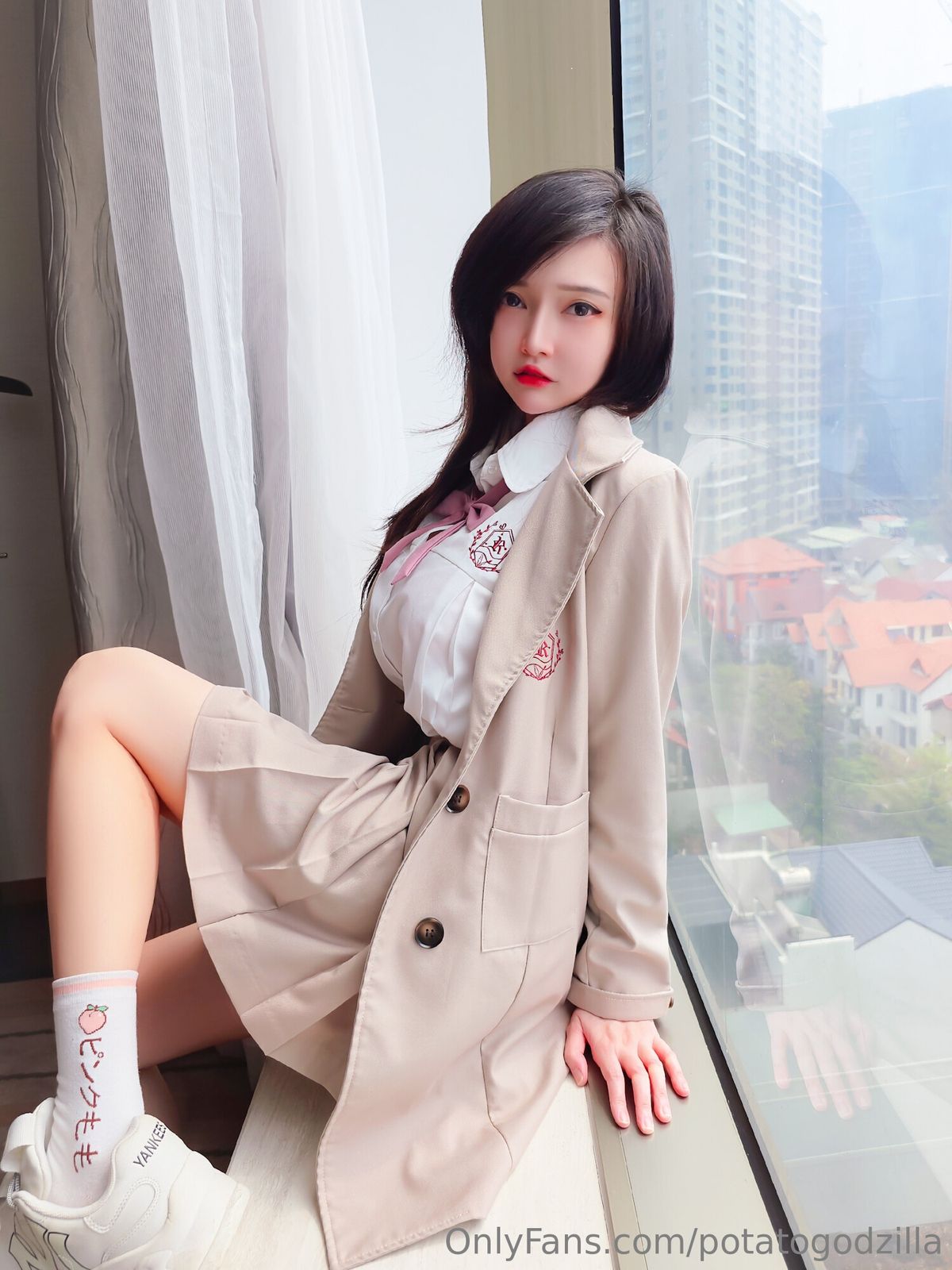 Coser@Potato Godzilla – Student (28P)