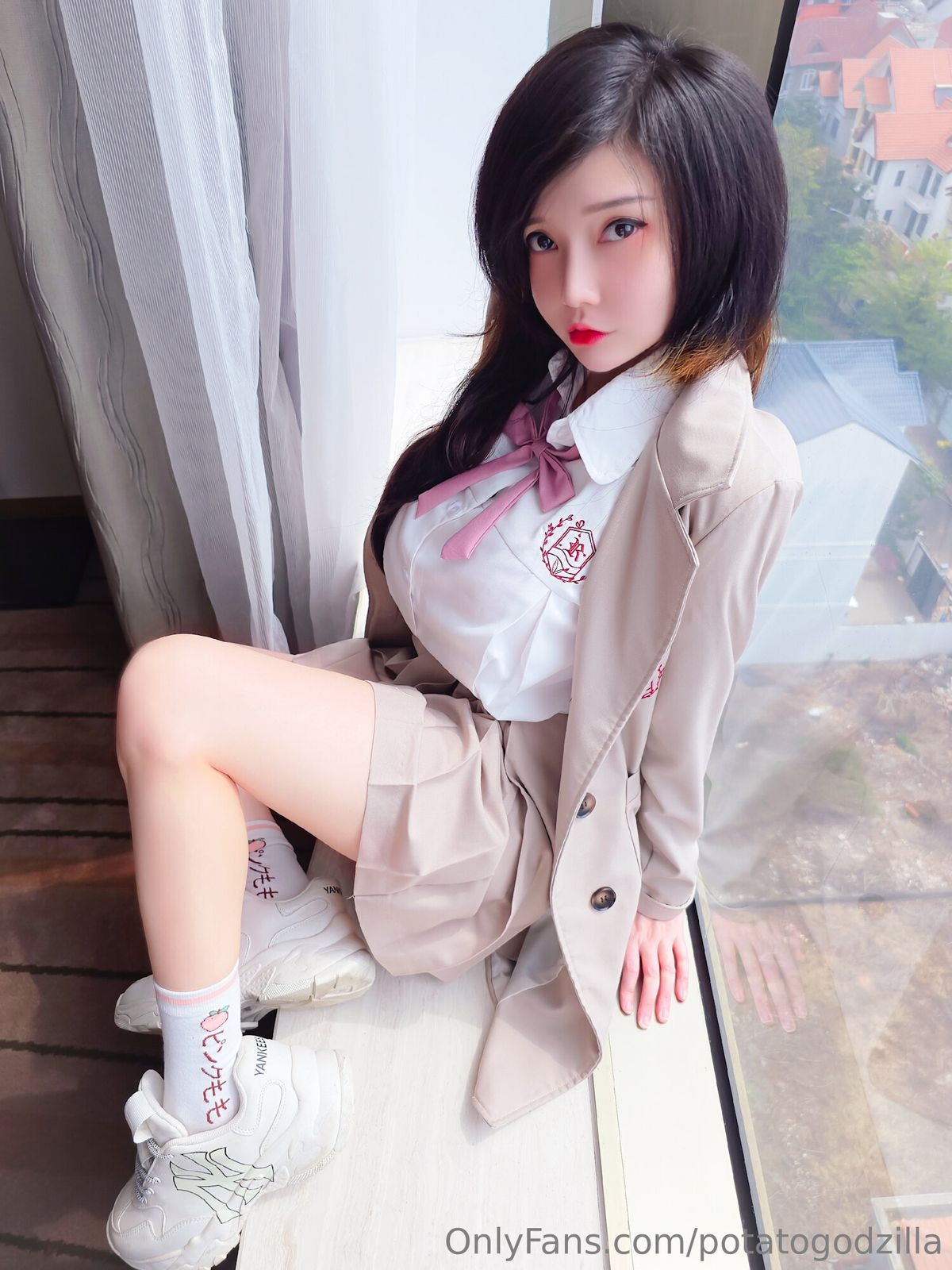 Coser@Potato Godzilla – Student (28P)