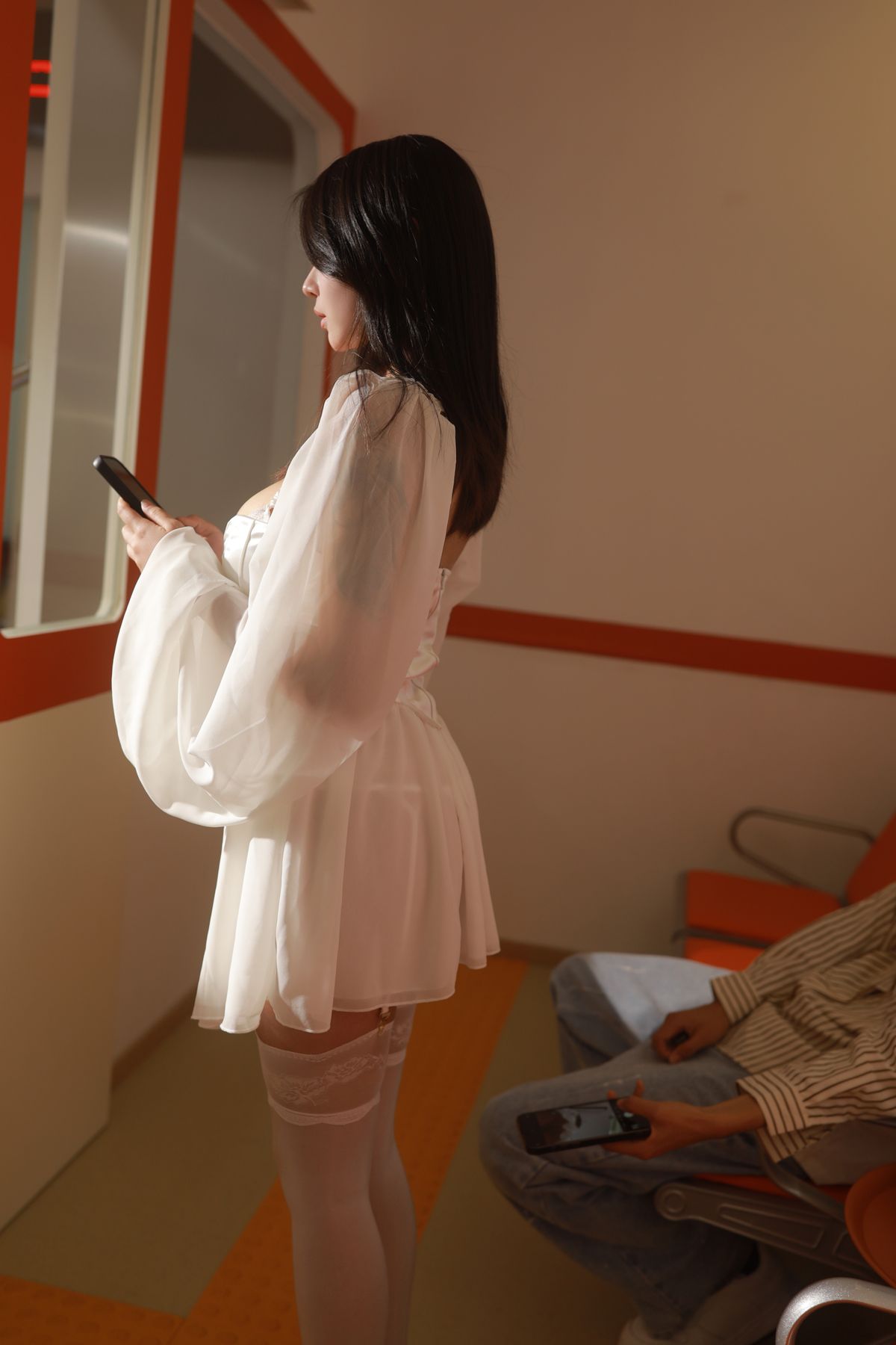 Coser@奈汐酱nice – 电车 (76P – 1V)