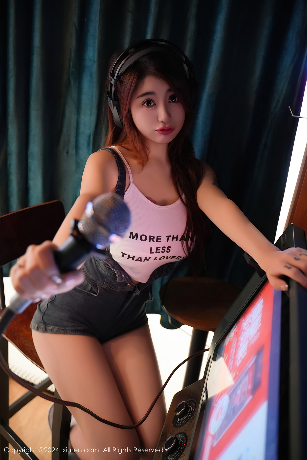XiuRen秀人网 No.8506 美七Mia(86P)