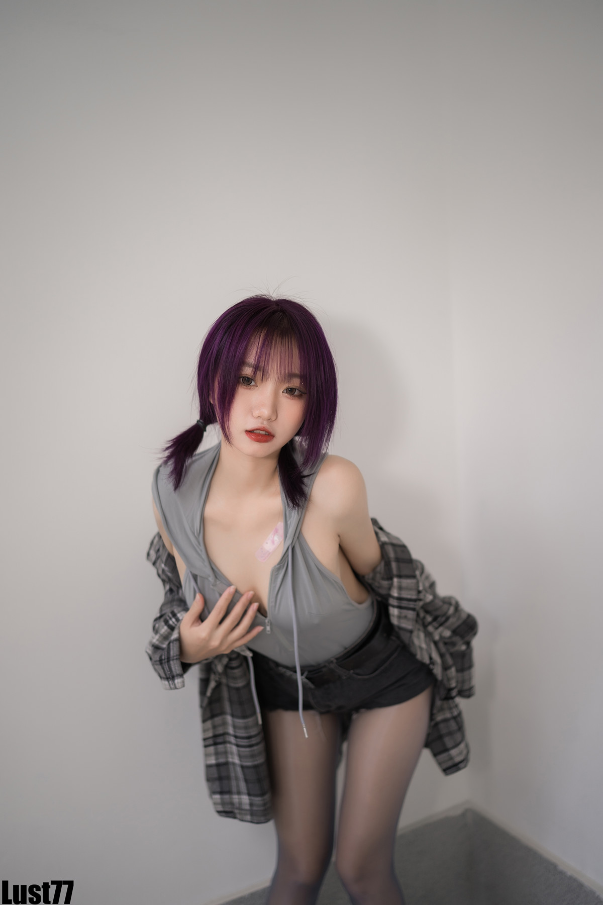 Cosplay 柒柒要乖哦 小灰兔(69P)