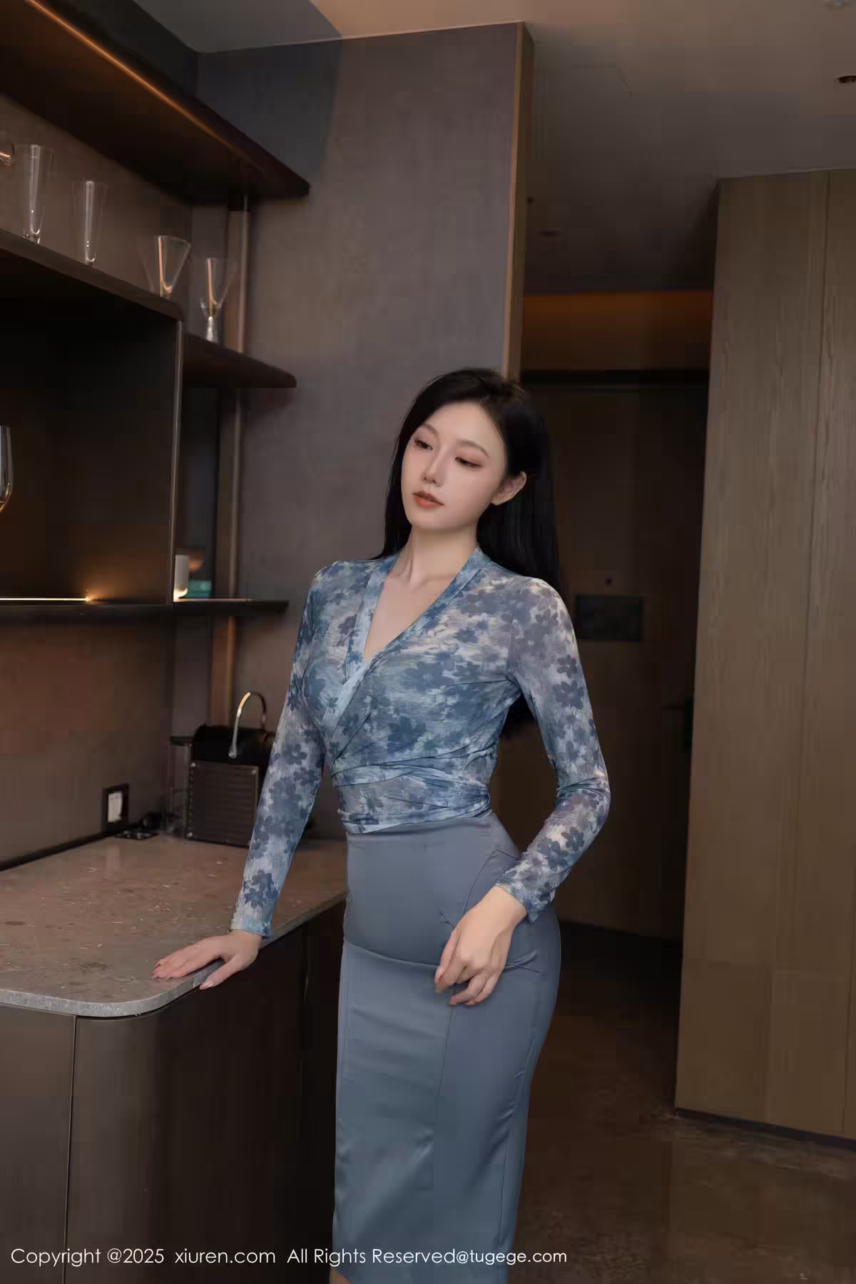 (XIUREN秀人網)2025.08.26 Vol.10693 安然anran 完整版無水印寫真(81P)