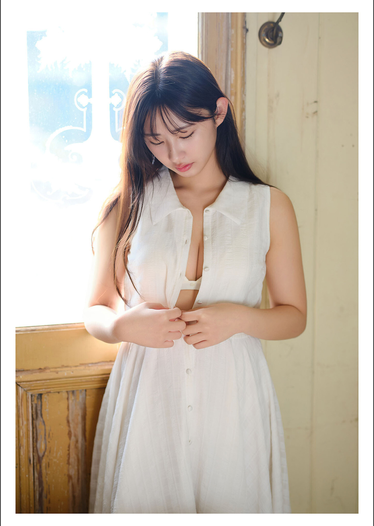 Hinata Matsumoto 松本日向, 写真集 『麗しのシャルマン』 Set.01