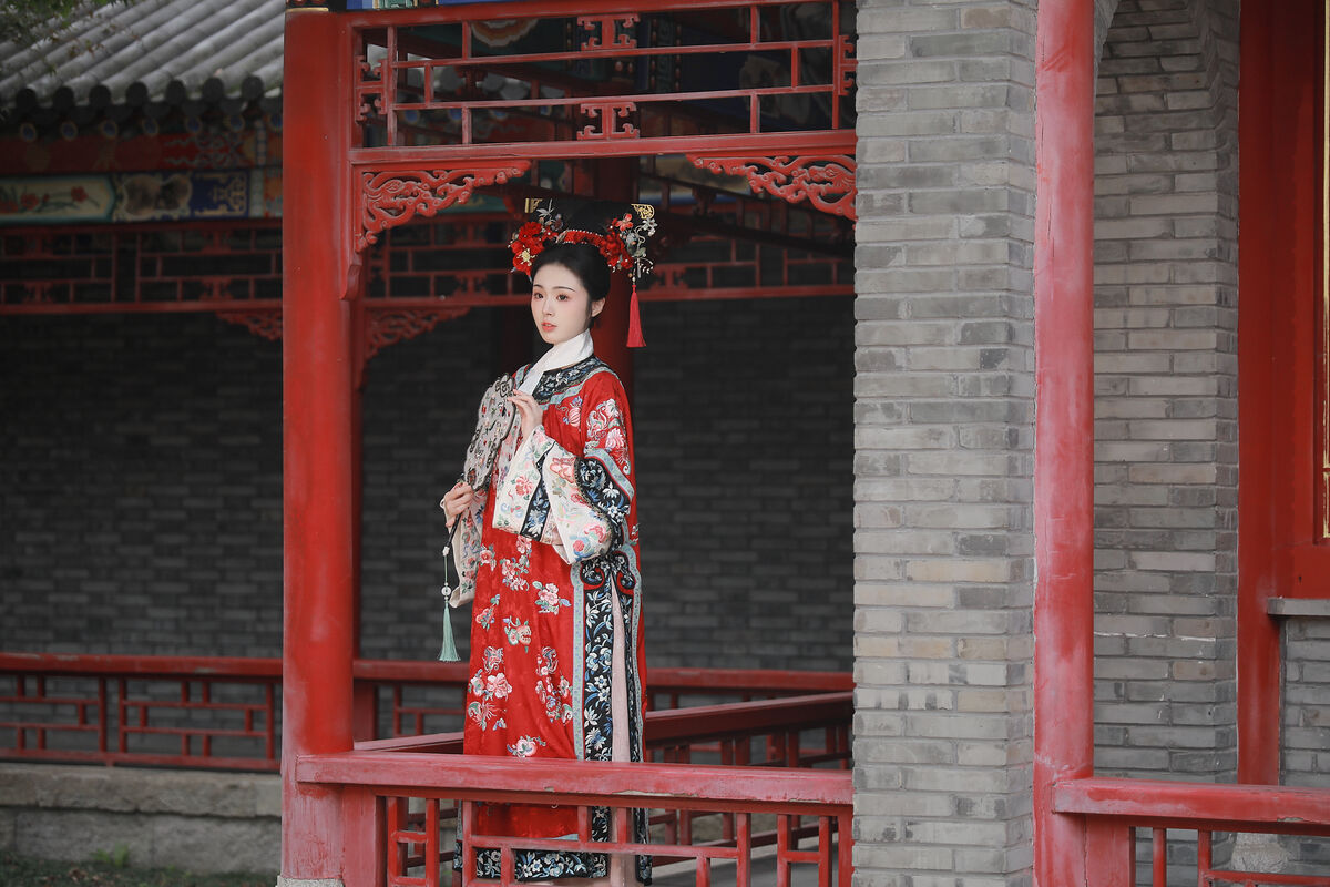 YiTuYu艺图语 Vol.8446 喵喵梓 (30P)